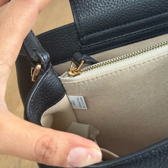 New 900+! Tory Burch BRITTEN leather SMOOTH SATCHEL & Matching Wallet black - Picture 6 of 13